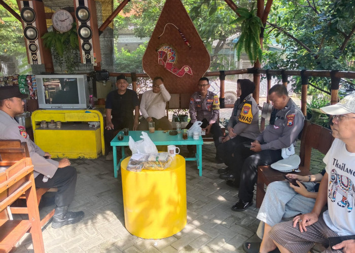 Festival Bazar Kartini Penjaringansari Aman, Polsek Rungkut Hadirkan Patroli Dialogis