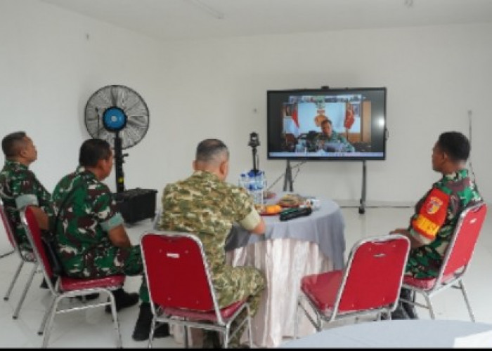 Wakil Panglima TNI Pimpin Vicon Kesiapan Launching 1.000 KDKMP, Lamongan Siapkan Desa Percontohan