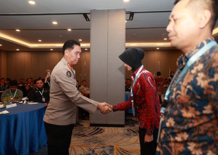 Polda Jatim Gelar Pelatihan Public Speaking, Dorong Personel Mahir Jadi Komunikator Efektif di Era Digital