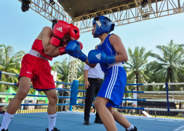 Clash of Champions Wali Kota Cup 2026 Resmi Digelar, Ratusan Petinju Bertarung di Alun-Alun Madiun
