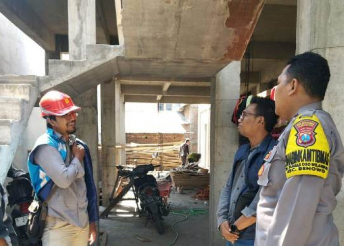 Polsek Benowo Jalin Koordinasi Penertiban Bangunan Dekat Jaringan SUTM