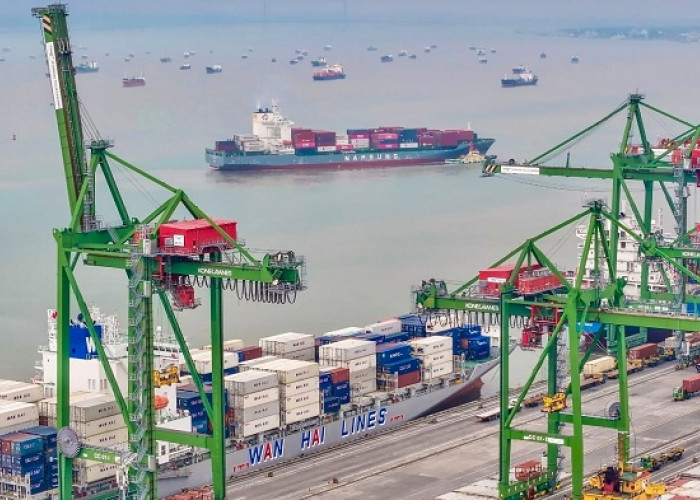 Terminal Teluk Lamong  Catat Rekor Throughput 1,75 Juta TEUs hingga Juli 2026 