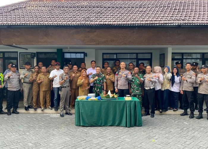 HUT TNI Ke-81, Tiga Pilar Bubutan Kompak Beri Kejutan ke Koramil