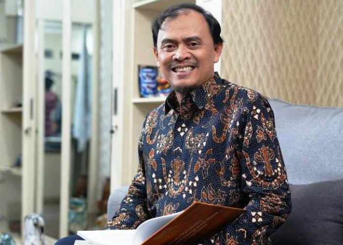 Direktur Utama Perum Jasa Tirta I Raih Penghargaan Top Young CEO 2025