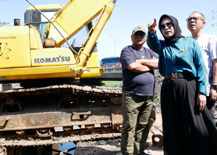 Kali Buntung Riwayatmu Kini, Banyak Sampah dan Endapan Lumpur Hambat Aliran Air