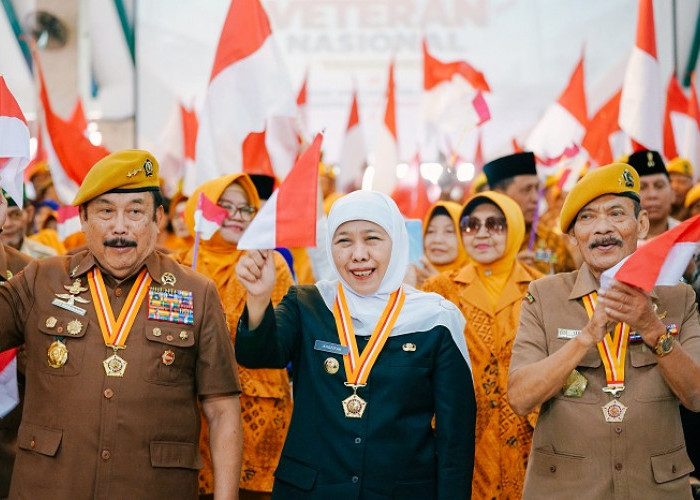 Pemprov Jatim Buka Pintu untuk 4.000 Warga Ikuti Upacara HUT Ke-81 Kemerdekaan di Grahadi