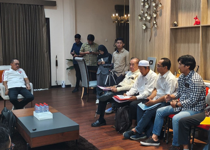 Korban Investasi TikToker Hendra Mafia Pentol Temui Cak Ji, Siap Lapor Polisi