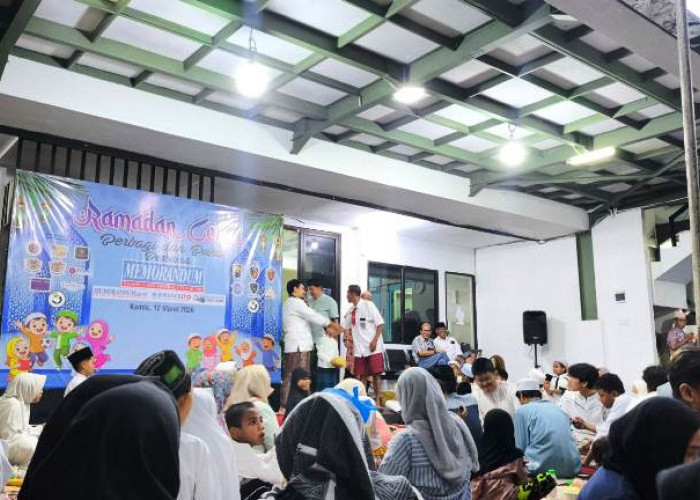 Penuh Tawa dan Kebahagiaan, Anak Yatim Antusias Ikuti Buka Puasa Bersama Memorandum