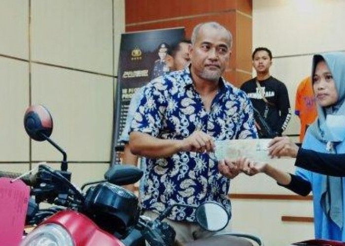 AKBP Jumhur, Polisi yang Ungkap Sabu 118 Kg dan Gawangnya Dibobol Mantan Kapten Persebaya Mursyid Efendi