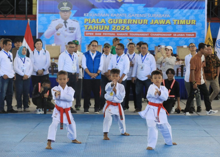 Buka Kejuaraan Karate Piala Gubernur, Pj Adhy Karyono: Ajang Krusial Tingkatkan Skill dan Prestasi Atlet