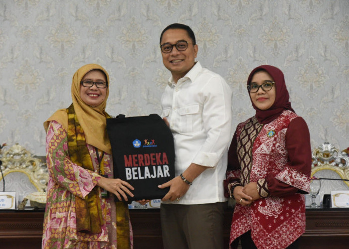 PAUD Jadi Konsentrasi Pemkot Surabaya Menyampaikan Generasi Penerus Bangsa