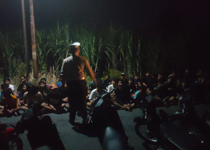 Bubarkan Balap Liar di Plosoklaten, Polres Kediri Amankan 75 Motor