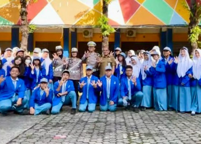 Police Goes To School, Kasatlantas Polrestabes Surabaya Ajak Siswa Tertib Berlalulintas