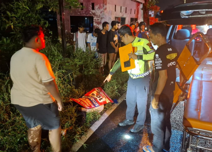 Adu Banteng Motor di Depan Kuburan Ajung, Dua Nyawa Melayang