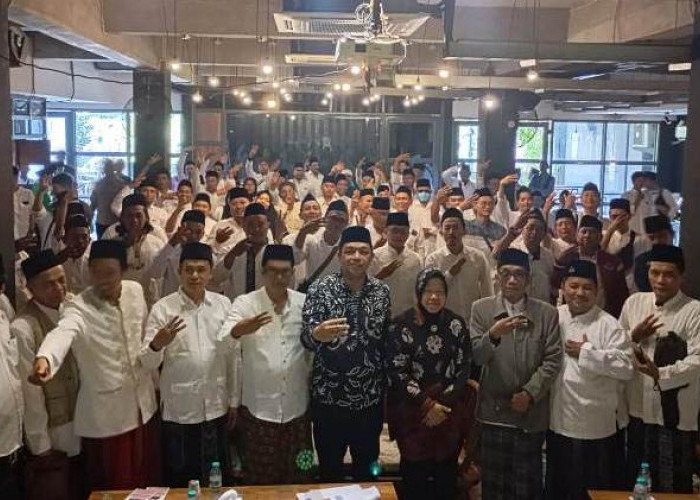 Dukungan Guru Madrasah Diniyah Perkuat Langkah Risma-Gus Hans di Pilgub Jatim 2024