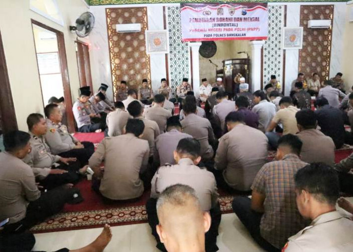 Melalui Rutinitas Binrohtal, AKBP Febri Berharap Anggota Polres Bangkalan Jadi Insan Humanis