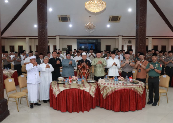 Kapolres Lamongan Hadiri Doa Bersama Lintas Agama Peringati Dua Tahun Pemerintahan Prabowo-Gibran