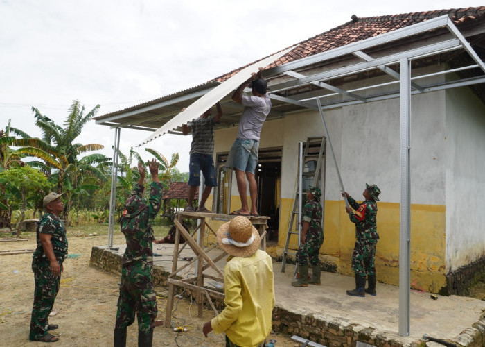 Kanopi Baru RTLH TMMD 127, Warga Mandala Bahagia