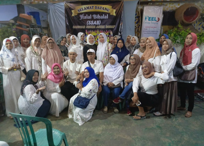 Sanggar Senam Aseek Bohay Lumajang Gelar Halalbihalal di Cafe & Resto D''Cangkruk