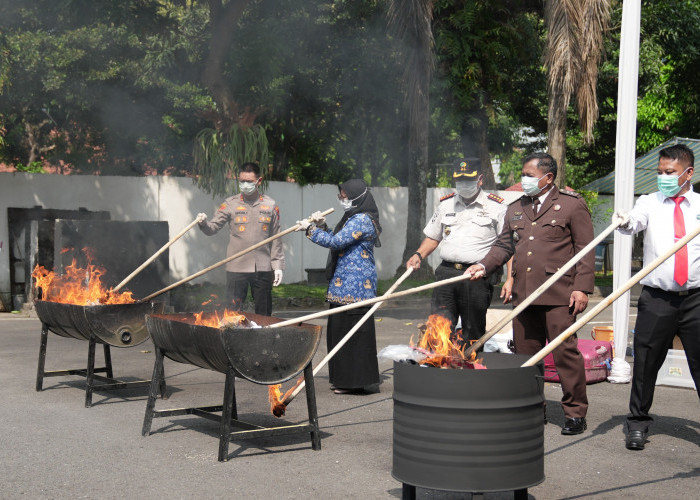 Barang Bukti 51 Kasus Dimusnahkan, APH Kota Kediri Perkuat Komitmen Berantas Kejahatan