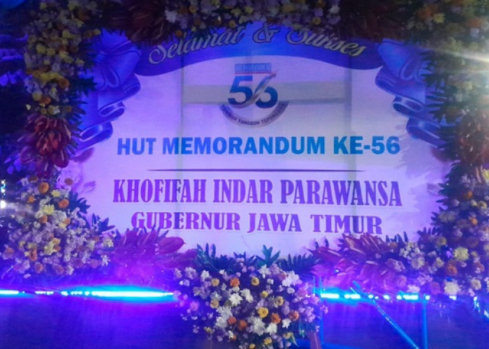 HUT ke-56 SKH Memorandum Dipenuhi Karangan Bunga dari Khofifah dan Tokoh Penting 