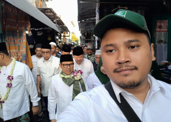 Ziarah ke Sunan Ampel, Cak Imin Disambut Antusias Kader PKB dan Masyarakat Surabaya