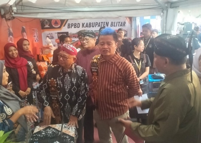 Bupati Rijanto Buka Blitaria Expo 2026, Pameran Produk Unggulan dan Layanan Inovatif di Blitar