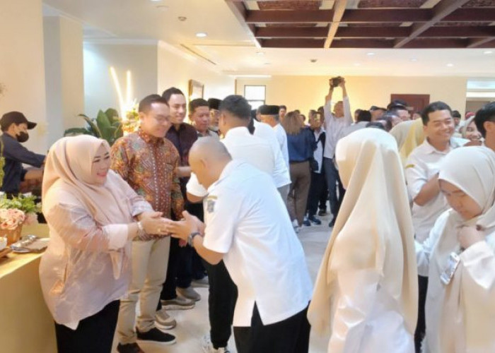 Gelar Halalbihalal, Laila Mufidah Pimpinan DPRD Surabaya Ajak Seluruh Elemen Guyub Rukun Layani Masyarakat