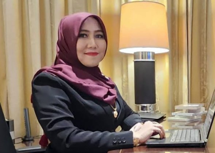 Lia Istifhama: Aktivis Literasi yang Menulis dengan Hati