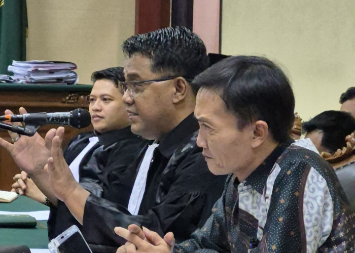 Sidang ke-7 Maidi Madiun (6): Ajudan Diminta Penyidik Telephone Thariq saat OTT, Maidi Sedang Olahraga