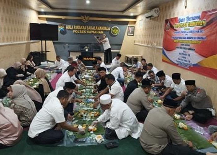 Hangatnya Buka Bersama Polsek Sawahan, Momen Perpisahan Wakapolsek yang Penuh Haru