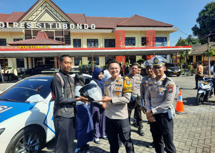 Lewat Program SIMPEL, Polres Situbondo Apresiasi Paskibraka dan Tanamkan Tertib Lalu Lintas Sejak Dini