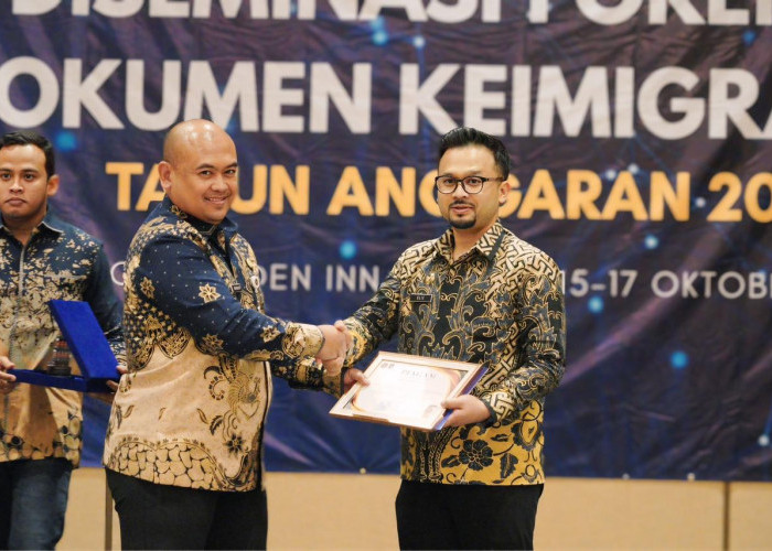 Imigrasi Surabaya Raih Penghargaan Tertinggi dalam Pemeriksaan Dokumen Forensik 2025