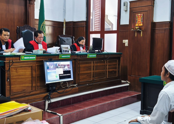 Nekat Edarkan Pil LL demi Hidup, Pria Surabaya Ini Berakhir di Balik Jeruji Besi