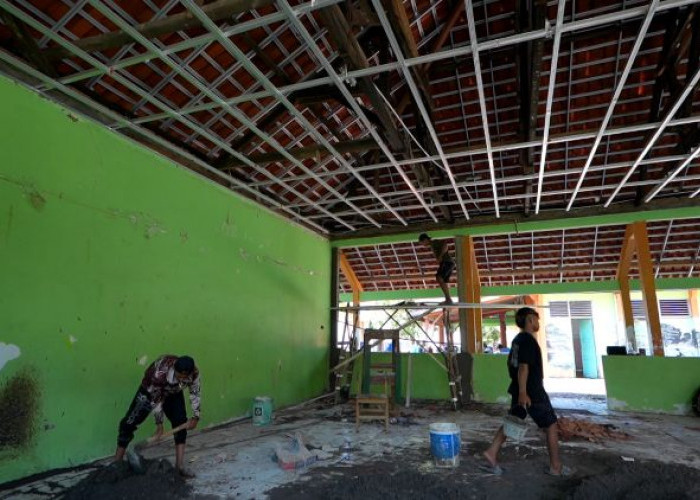 Revitalisasi SMP Negeri 3 Kunduran Blora Tingkatkan Kenyamanan Belajar Siswa