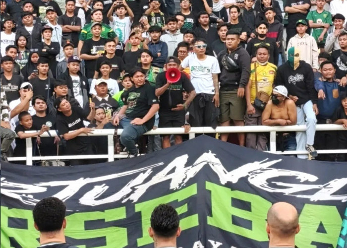 Bonek Bonita Beri Dukungan ke Persebaya Jelang Hadapi Arema FC