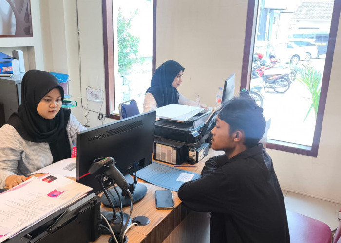 Masyarakat Tulungagung Apresiasi Layanan SKCK Daring via Polri Super App