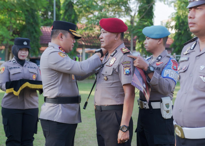 86 Personel Polres Jombang Naik Pangkat, Kapolres AKBP Ardi: Amanah Baru Harus Dibayar dengan Kinerja