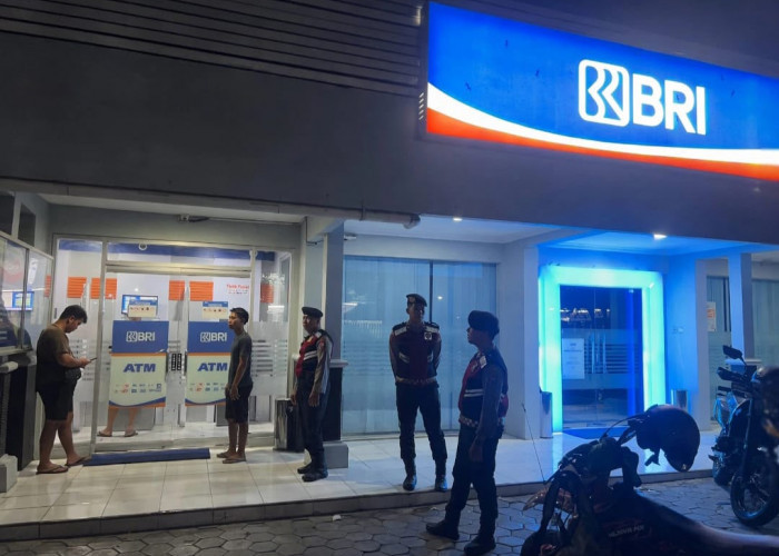 Cegah Kriminalitas 3C, Polres Ngawi Gencarkan Patroli Perintis Presisi di Perbankan dan Minimarket