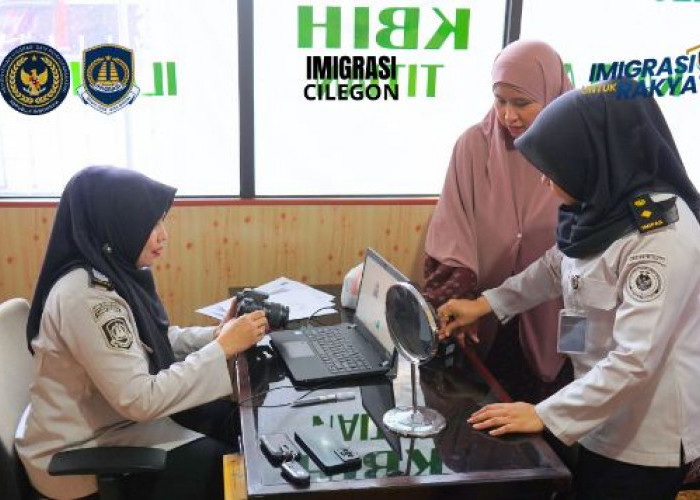 Hadirkan Layanan ''Jemput Bola'', Kantor Imigrasi Cilegon Laksanakan Eazy Paspor di KBIHU Kafilah Titian Ilahi
