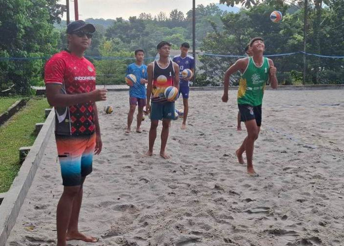 Atlet dan Pelatih Voli Pantai Sidoarjo Masuk Timnas Indonesia di Asian Youth Games 2025 Bahrain