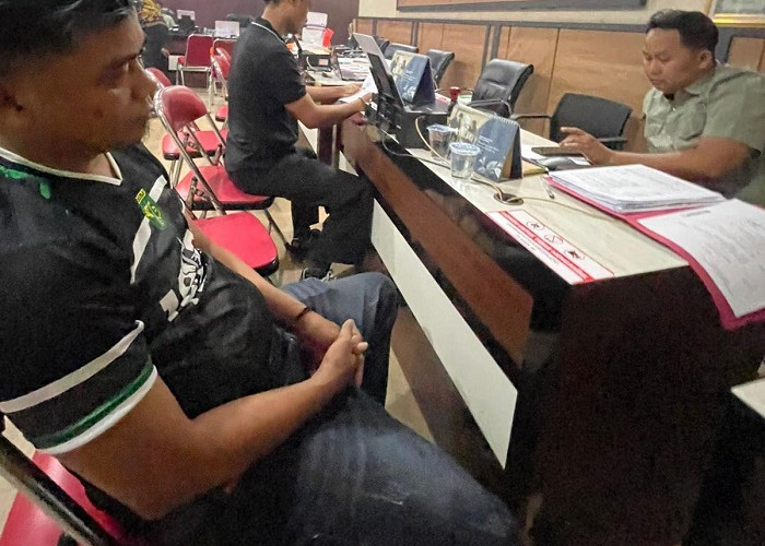 Karyawan Toko Buah di Babat Lamongan Dipolisikan, Diduga Gelapkan Rp71,6 Juta