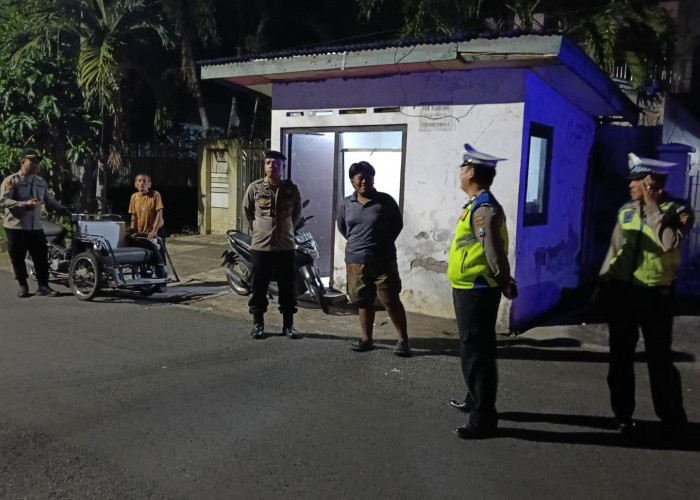 Polsek Sawahan Intensifkan Patroli Permukiman Antisipasi Kejahatan Malam