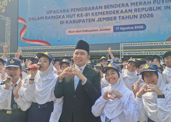 Upacara HUT Ke-81 RI, Gus Fawait: Kemerdekaan Sejati Adalah Saat Rakyat Dirawat dan Dilayani