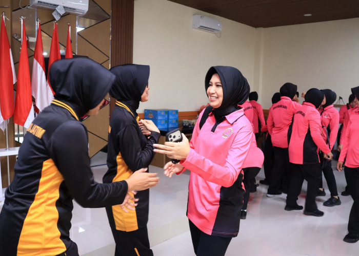 Bhayangkari dan Polwan Ngawi Gelar Senam Bersama, Semarakkan HKGB ke-74 dan Hari Jadi Polwan ke-78