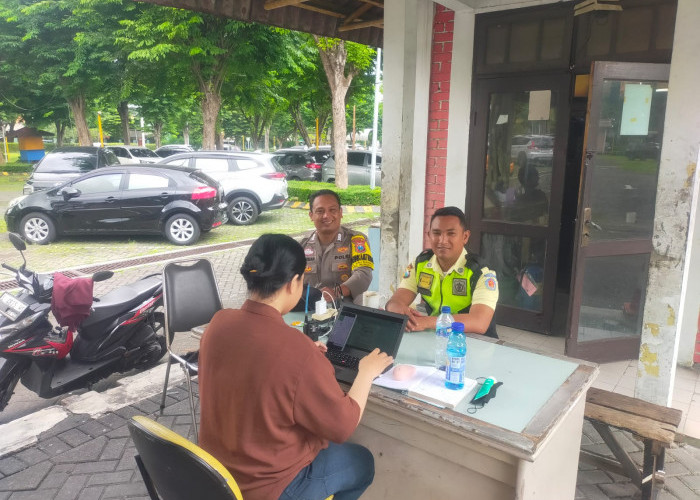 Dekatkan Layanan Polri, Bhabinkamtibmas Polsek Rungkut Sosialisasikan Call Center 110 di Kampus Ubaya