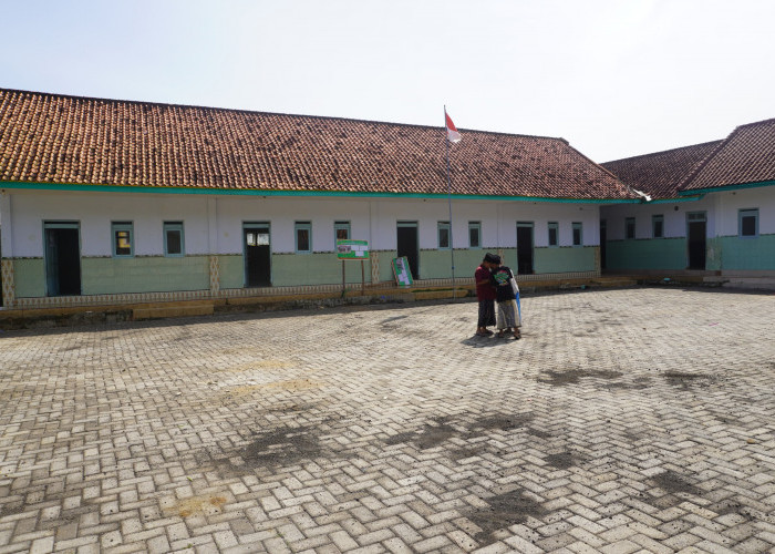 TMMD Ubah Halaman Pesantren, Santri Miftahul Ulum Kini Lebih Nyaman