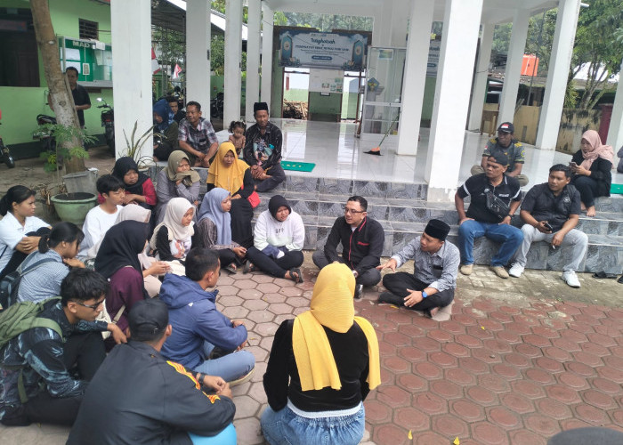 Wakil Ketua DPRD Jatim Sidak SMAN 1 Kampak Terkait Aksi Protes Pungutan Sekolah