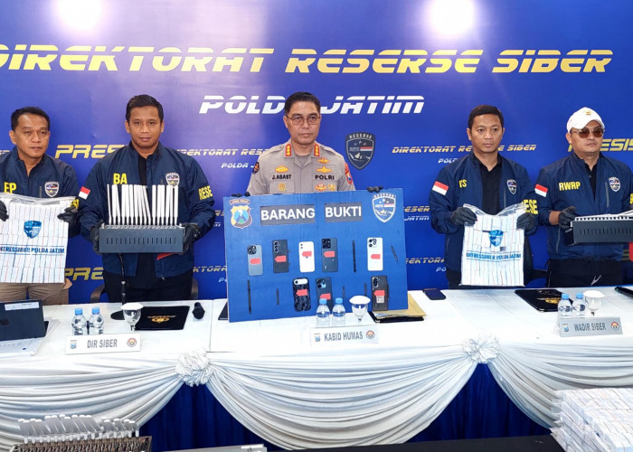 Ditsiber Polda Jatim Bongkar Sindikat Pencurian dan Manipulasi Data untuk Registrasi Sim Card
