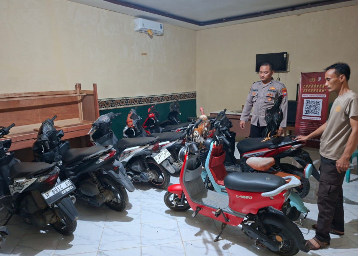 Polisi Gerebek Arena Judi Sabung Ayam di Sangkapura Bawean, 8 Sepeda Motor Diamankan